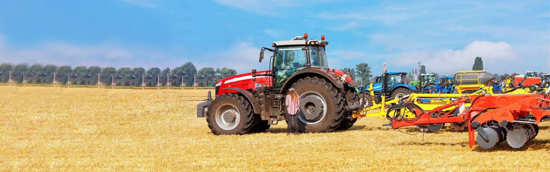 Attachements de tracteurs agricoles