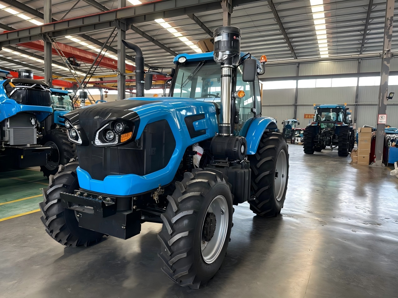 Les tracteurs chinois de grande puissance deviennent la principale force de l’agriculture à grande échelle en Afrique